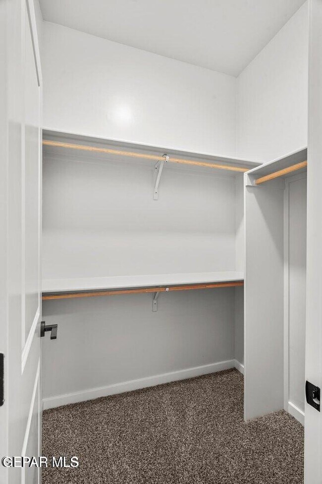 Building Photo - 7305 Cimarron Rim Dr