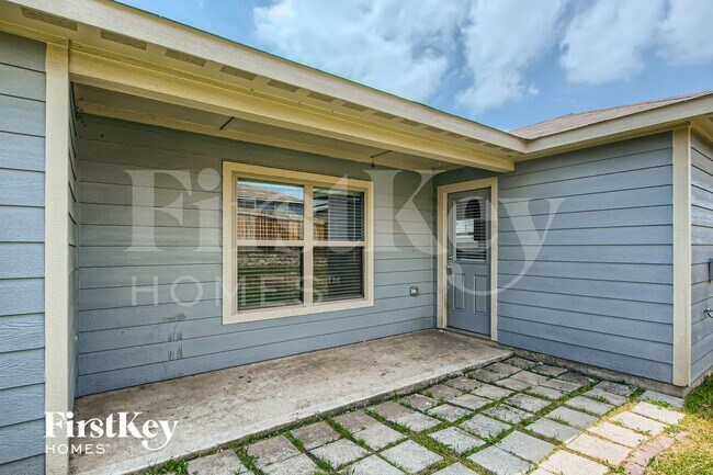 Building Photo - 14259 Chaps Dr