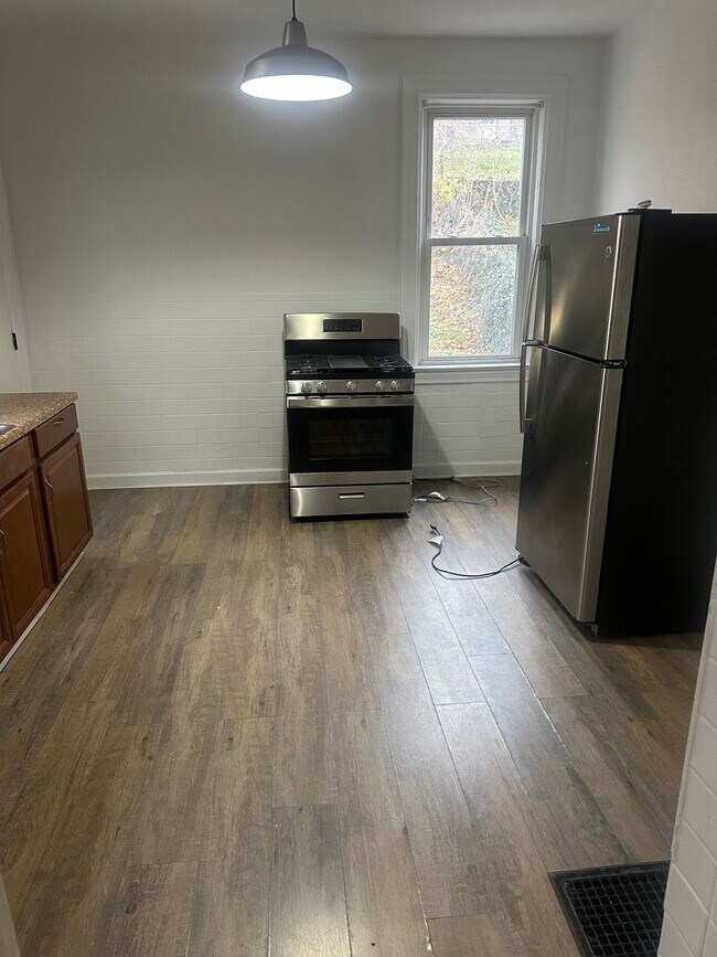 Building Photo - 226 Merrimac St