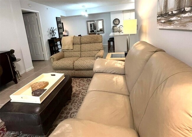 Building Photo - 1865 Florida Club Dr