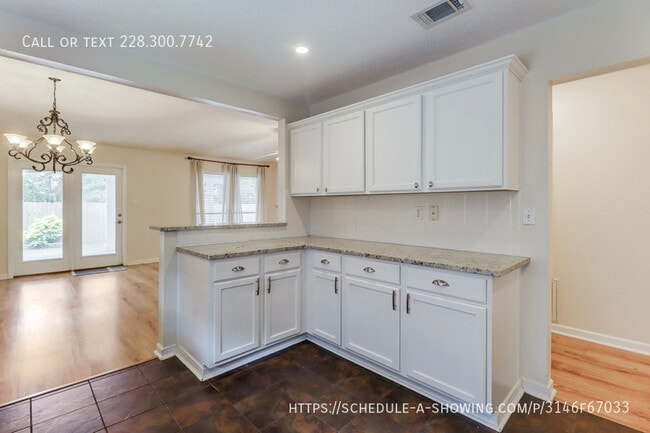 Building Photo - 3612 Miles Ln