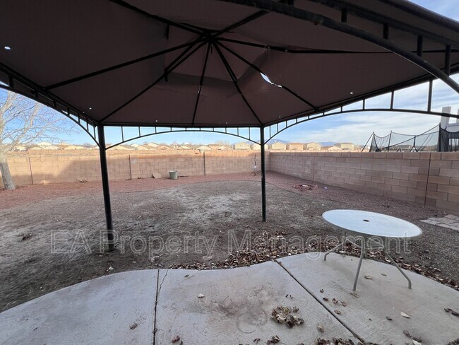 Building Photo - 3644 Clear Creek Rd