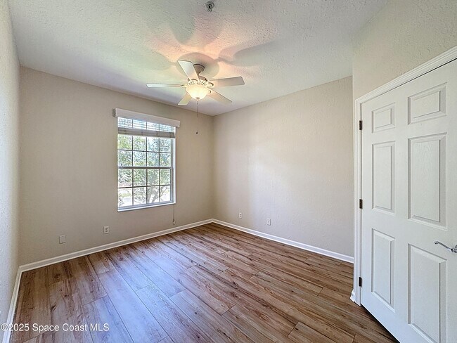 Building Photo - 3848 Lexmark Ln