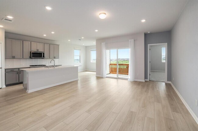 Building Photo - 308 Palo Brea Lp