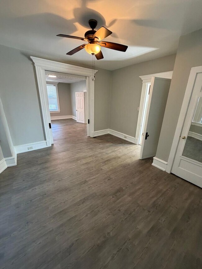 Building Photo - 4216 W Penn Ave