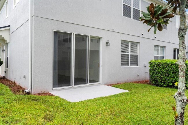 Building Photo - 1142 Shallcross Ave