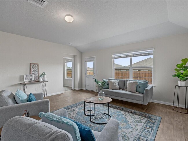 Building Photo - 117 Stellamar Dr