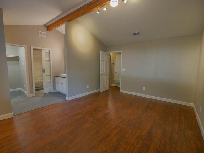 Building Photo - 3401 Valley Pike Rd