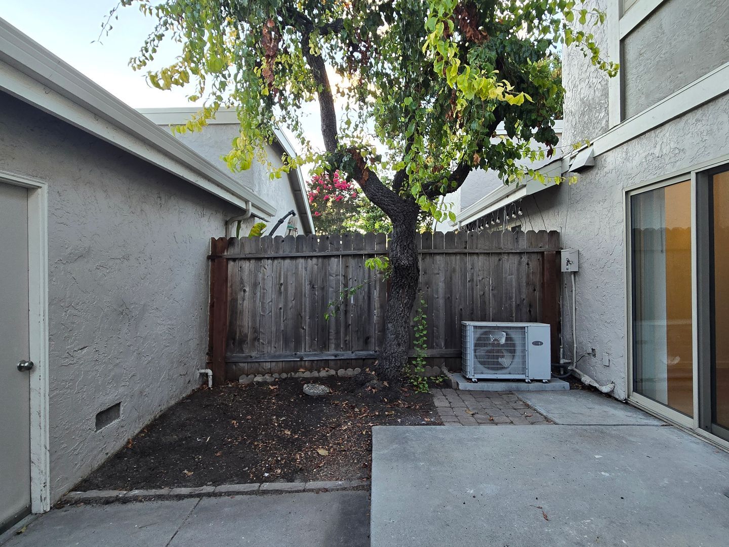 Building Photo - 4275 Dry Bed Ct