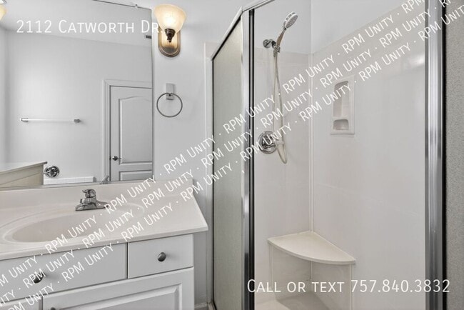 Building Photo - 2112 Catworth Dr