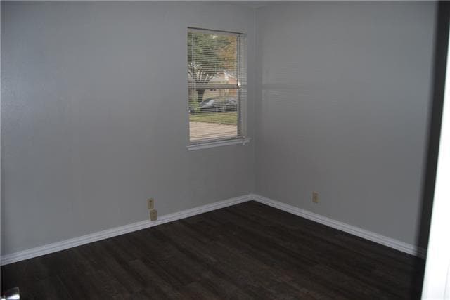 Building Photo - 909 Memorial Dr