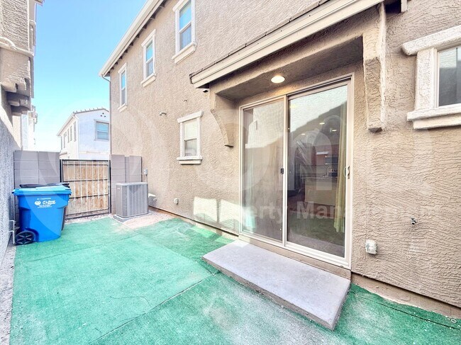 Building Photo - 3706 S 57th Ln