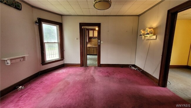 Building Photo - 325 Box Ave (Lower) Avenue Unit