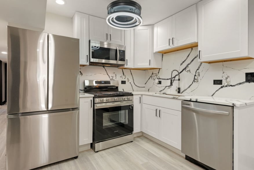 Building Photo - 3824 W Arthington St