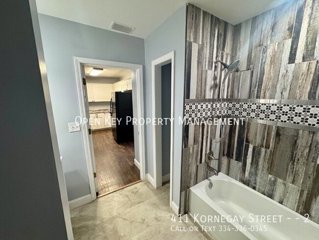 Building Photo - 411 Kornegay St