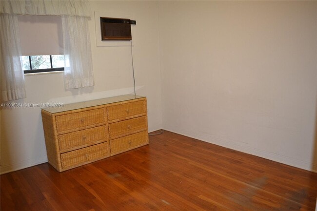 Building Photo - 7855 SW 17th Terrace