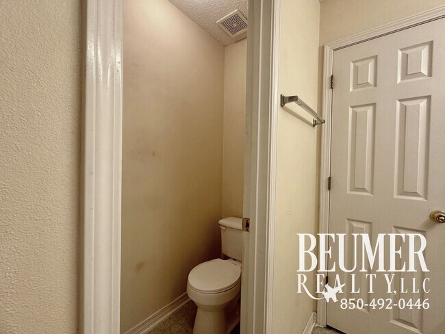 Building Photo - 3bd/2ba Home For Rent