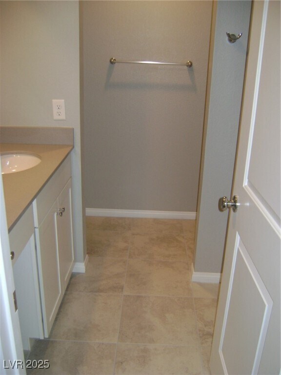 Building Photo - 3242 Trabia Ave