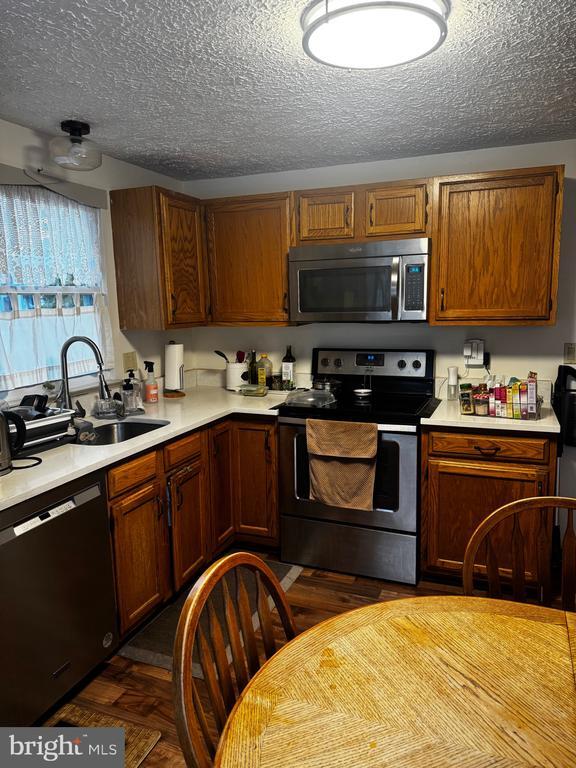 Building Photo - 13025 Gershwin Way