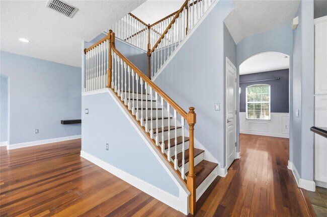 Building Photo - 159 Hopewell Dr