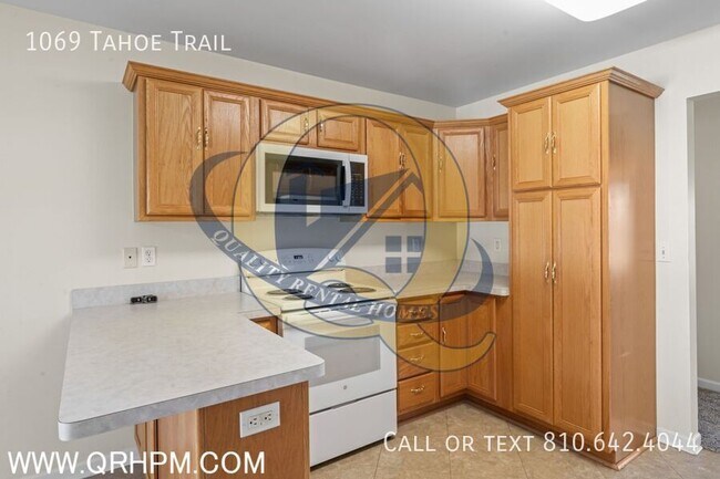 Building Photo - 1069 Tahoe Trail