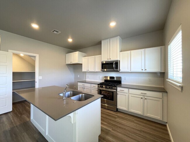 Building Photo - 13517 Blue Jacket Dr
