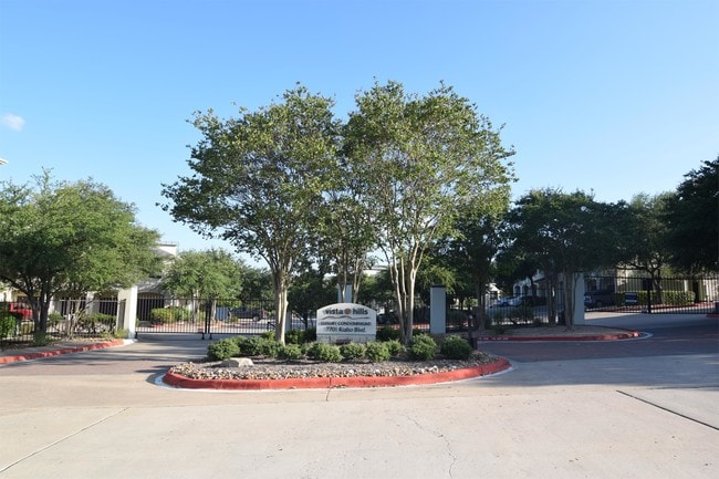 Building Photo - 7701 Rialto Blvd