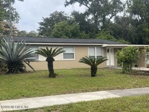 Building Photo - 9206 Greenleaf Rd