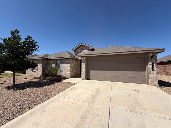 Building Photo - 328 Ranger St