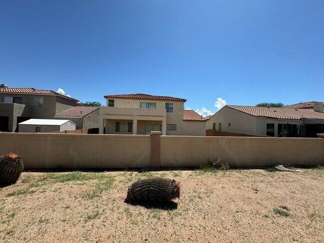 Building Photo - 4 Bedroom - 2.5 Bath - 2485 Sq. Ft - Sahuarita