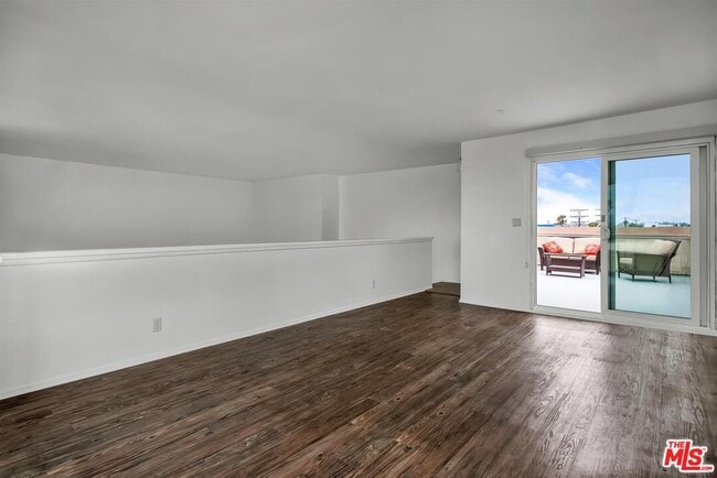 Building Photo - 30 Driftwood St