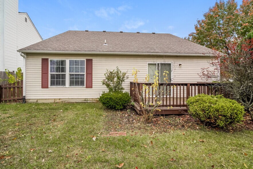 Building Photo - 5654 Fair Ridge Pl