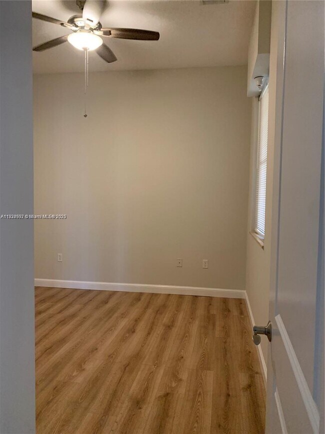 Building Photo - 3020 NW 125th Ave