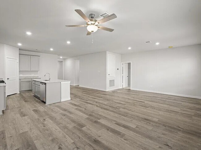 Building Photo - 11974 Wisteria Mdws Dr