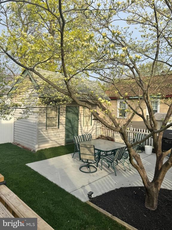 Building Photo - 203 Moreau St