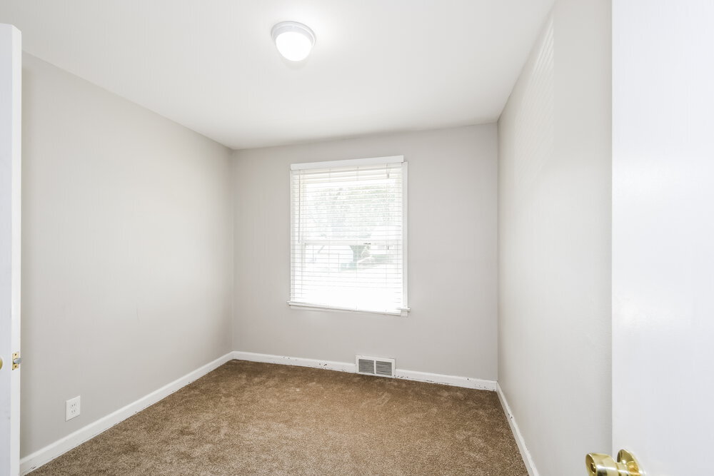 Building Photo - 1413 Corinth Dr