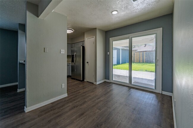 Building Photo - 2027 Alabama St