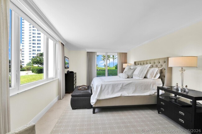 Building Photo - 550 S Ocean Blvd