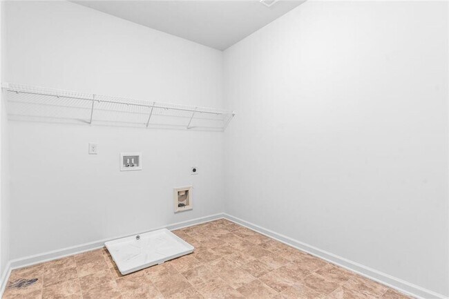Building Photo - 1061 Blind Brook Cir