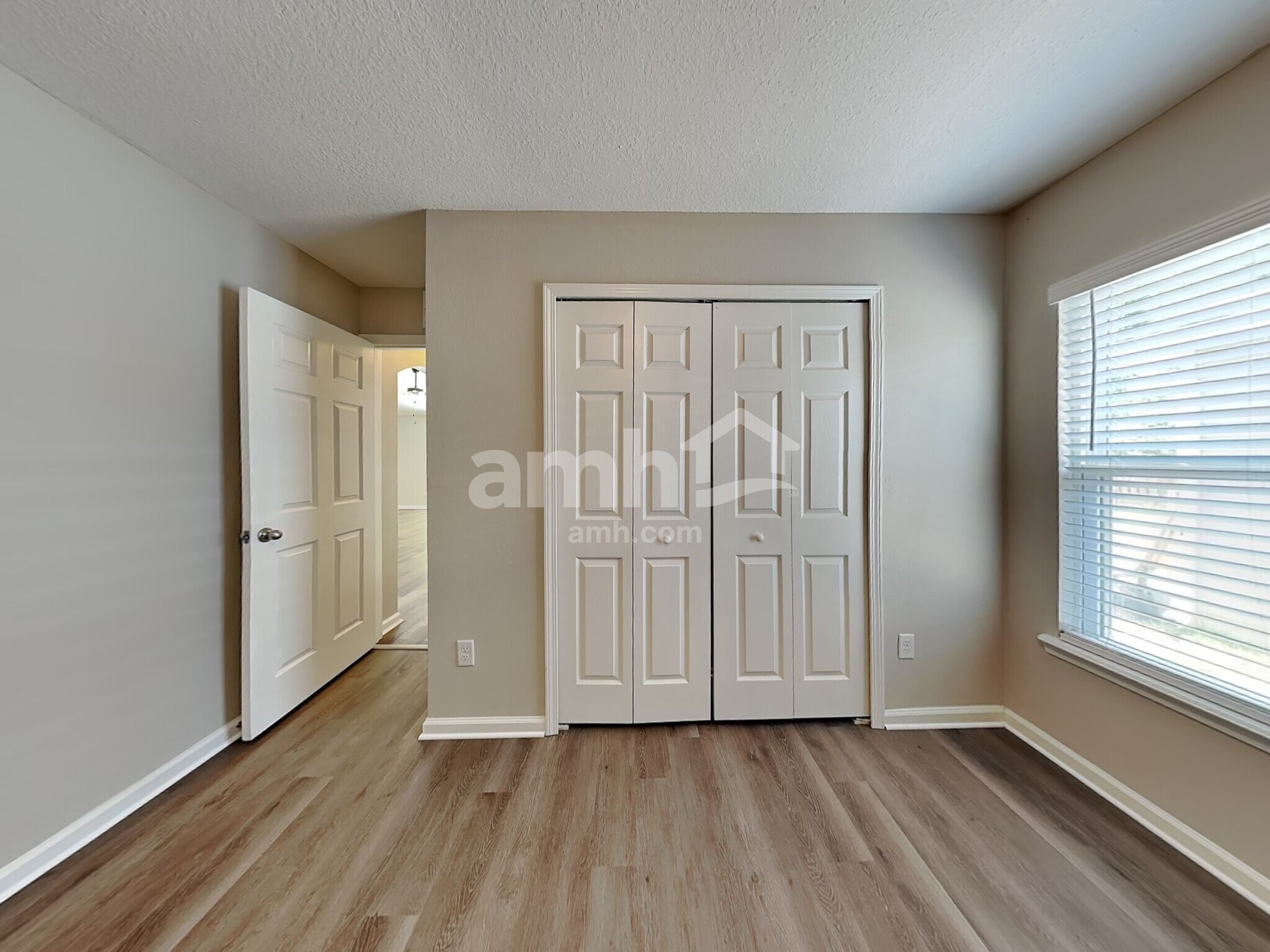 Building Photo - 96473 Commodore Point Dr
