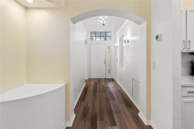 Building Photo - 10140 Somersby Dr