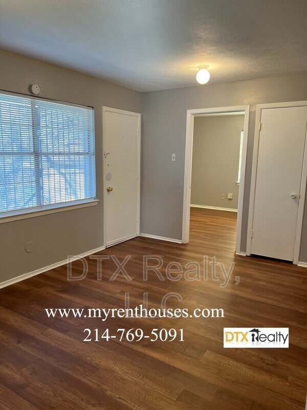 Building Photo - 4293 Leland College Dr