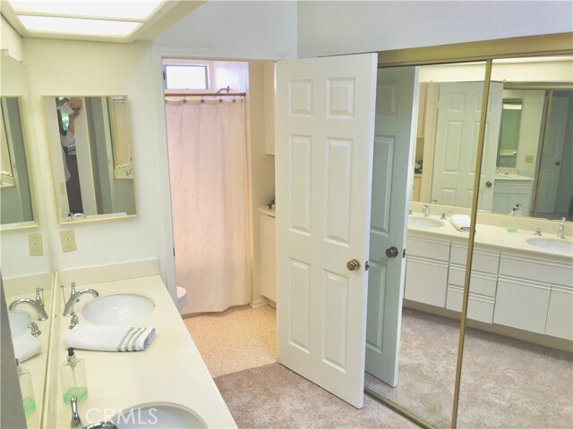 Building Photo - 208 Santa Rosa Ct