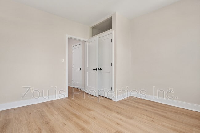 Building Photo - 311 S Newkirk St