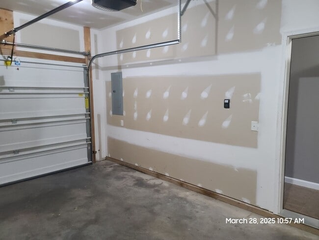 Building Photo - 3 Bedroom Townhome for Rent in Waynesboro