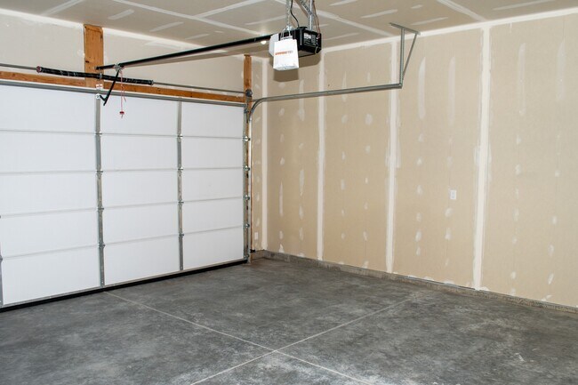 Building Photo - 864 S 340 E