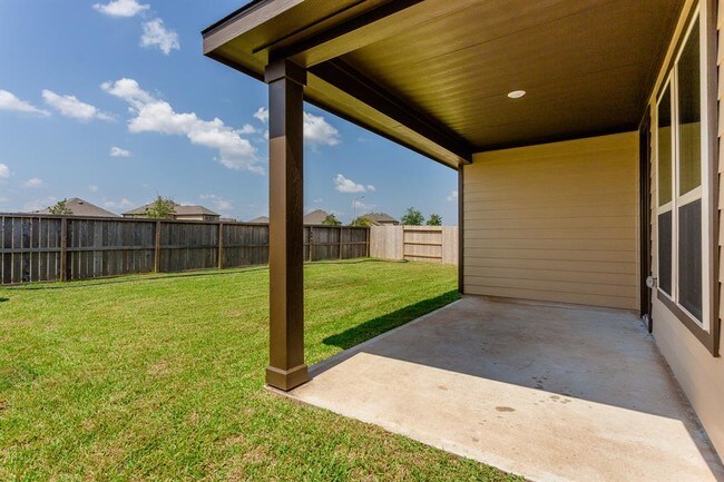 Building Photo - 22219 Davenport Downs Ln