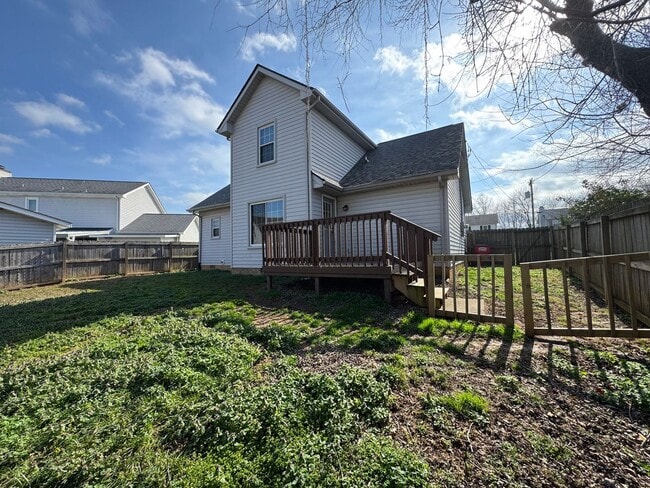 Building Photo - Beautiful Single Family Home