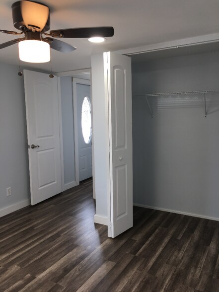 Building Photo - 3020 NW 28th Ln