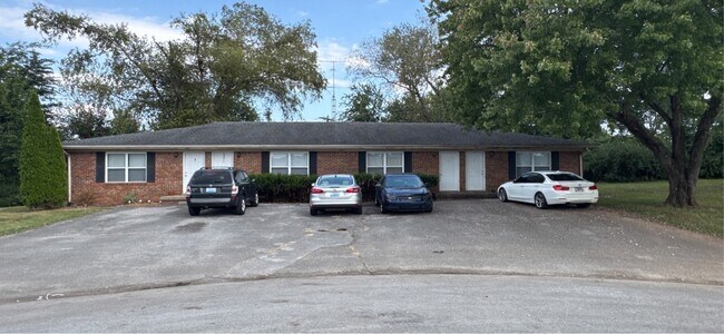 Building Photo - 1610 Flanigan Ct